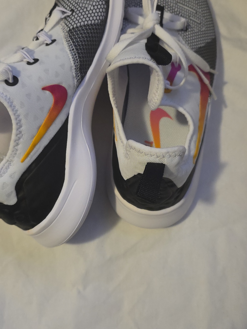 Nike Free TR 8 Womens Size 8.5 - Picture 5 of 10